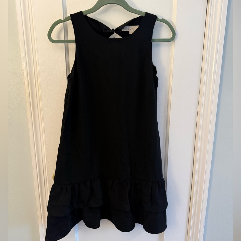 Black Sleeveless Ruffle Hem Dress Loft 6 petite NWT